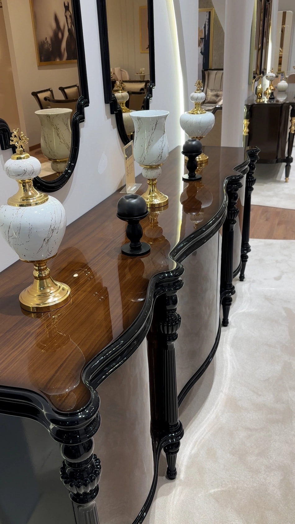 Comoda cu Oglinda Dining VALDERA VNT